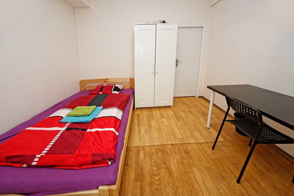 Apartment Na Kozacce 6 Прага Екстер'єр фото