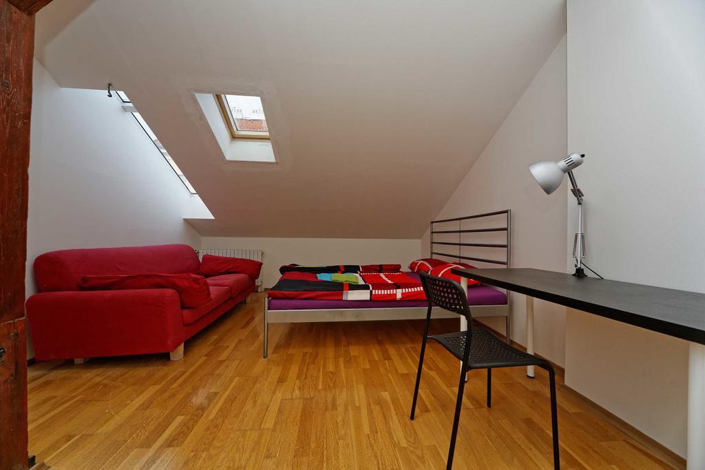 Apartment Na Kozacce 6 Прага Екстер'єр фото