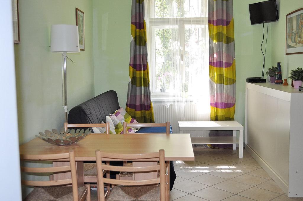 Apartment Na Kozacce 6 Прага Екстер'єр фото