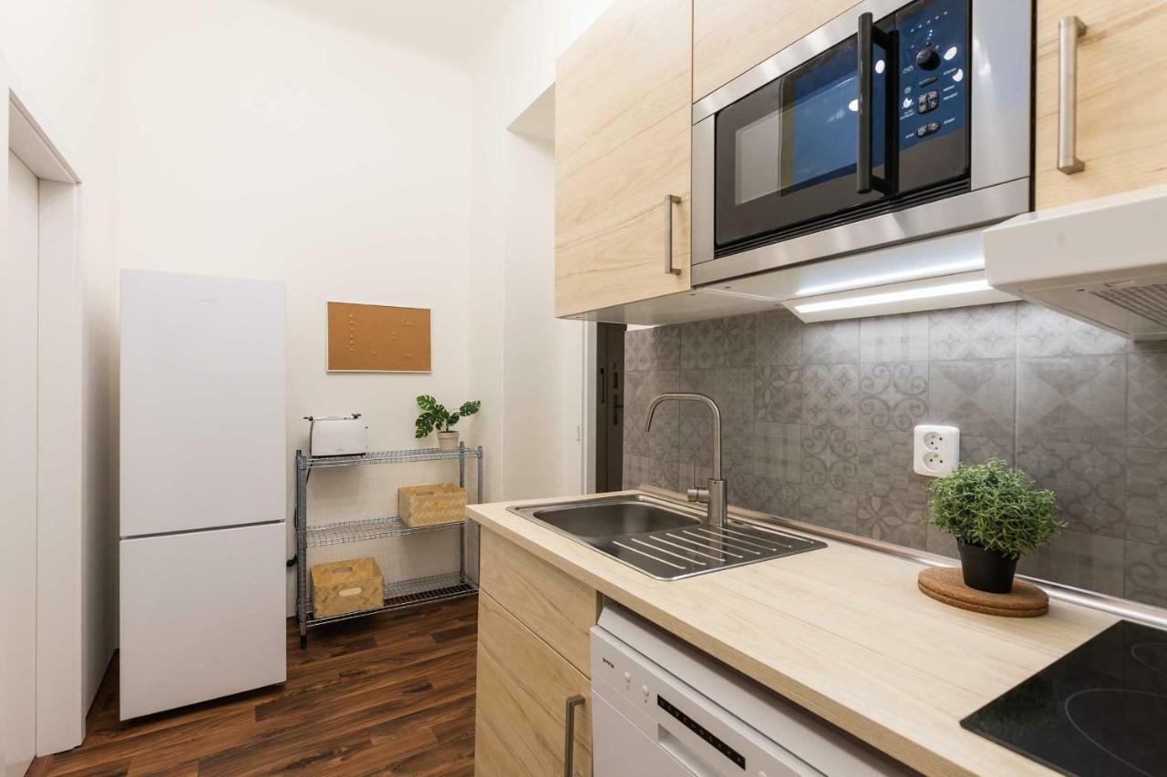 Apartment Na Kozacce 6 Прага Екстер'єр фото